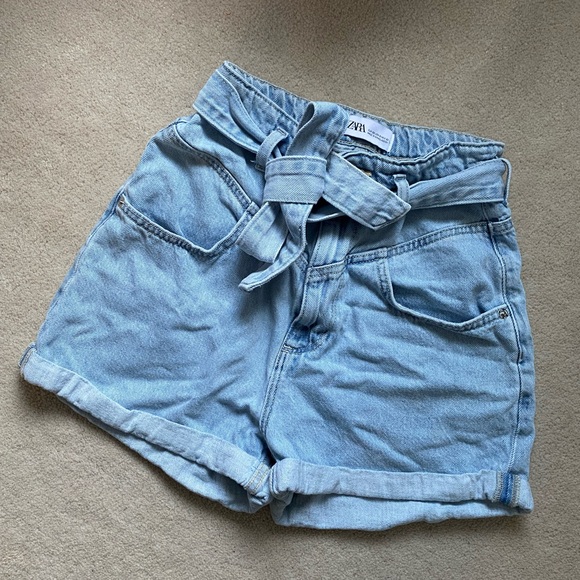 Zara light denim paperbag tie shorts - Picture 1 of 3